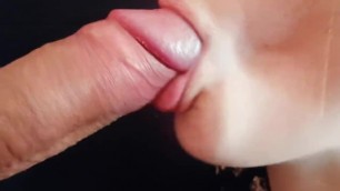 Close up amateur blowjob, oral creampie