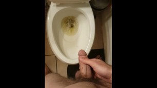 My first vid. A good piss