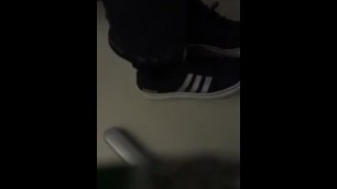 Shoeplay Video 001: Adidas shoeplay at work 1 (Sorry bad lighting)