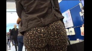 Candid big jiggly ass in leopard skin pants