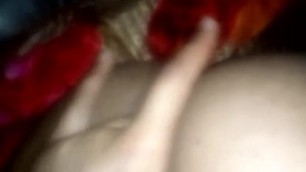 indian bhabi fingers her pussy deep