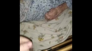 Cumming next to gramma