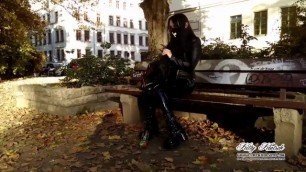 Outdoor in Latex leggings, leather jacket and Boots - Kitty Klatsch