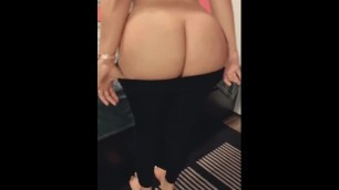MissThickDiamond presents her thick ass ready for a fat cock