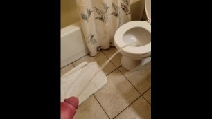 Long shot! (Dirty pissing in the hotel bathroom)