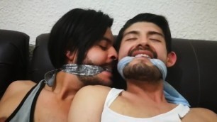 COSQUILLAS PIES Y MORDAZAS/TICKLE FEET AND GAGGED
