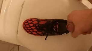 Cum in Friends Brothers shoes