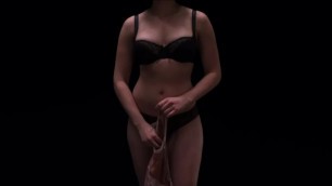 Scarjo Scarlett Johansen celeb nude & sexy scenes from UNDERTHESKIN