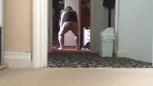 Sissy crossdresser anal playing twerking homemade