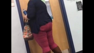 My Spanish teachers fat ass in tight pink jeans