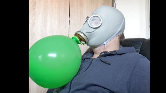 BHDL - N.V.A. GASMASK BREATHPLAY - TRAINING WITH VODKA FILLED BALLON BREATHBAG