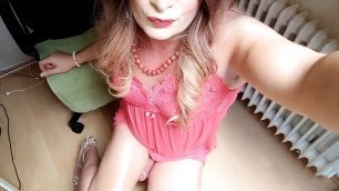Cumshot in Pink dress