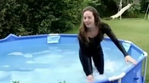 Wetlook Girl in Pool